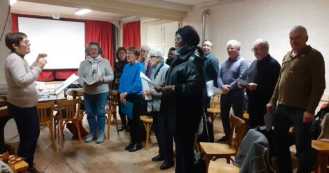 Vendredi: chorale « Echo de joie »